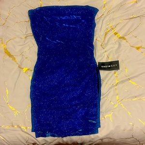 Blue glitter dress, size small, slits on both sides, strapless.